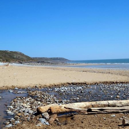 Sea View - 1 Bed Suite - Ocean Breeze - Port Eynon Buitenkant foto