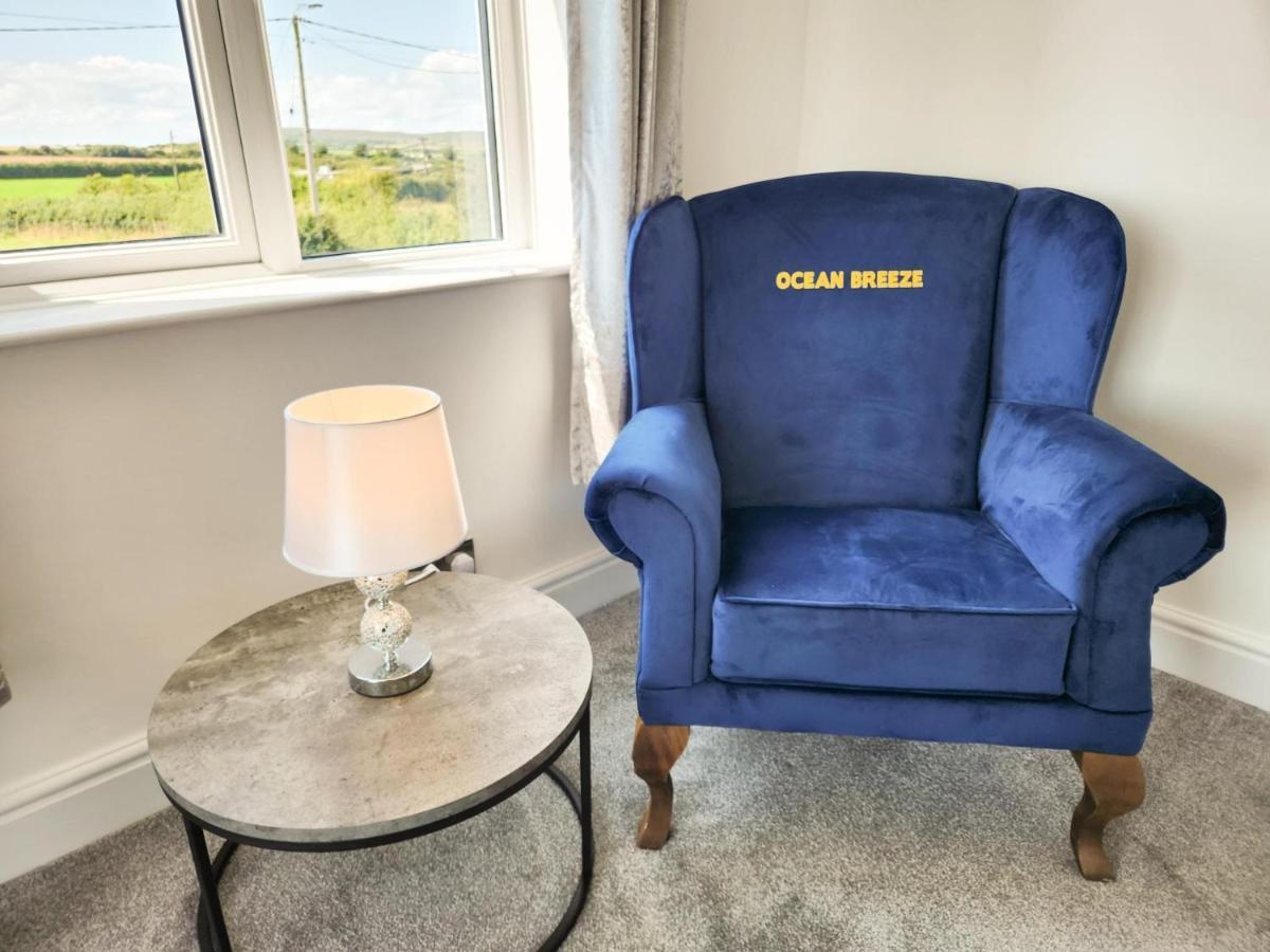 Sea View - 1 Bed Suite - Ocean Breeze - Port Eynon Buitenkant foto